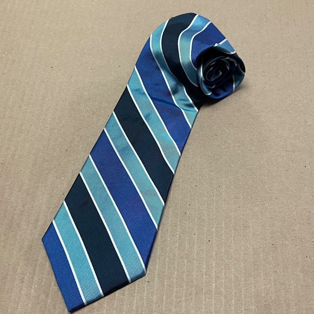 Vintage Gap 100% Silk Blue Striped Tie Made‎ in the USA 90's Preppy